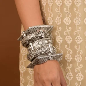 Noor Kashmiri Earrings 1